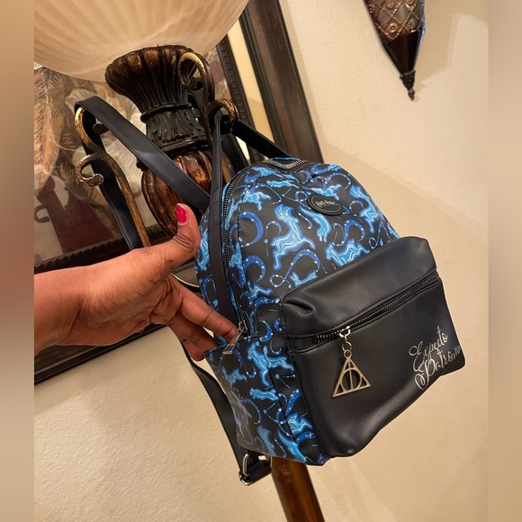 Harry Potter please check all picture of condition - Picture 4 of 17